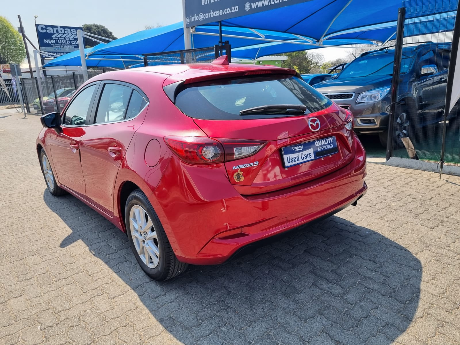 Used 2018 Mazda Mazda3 sedan 1.6 Dynamic