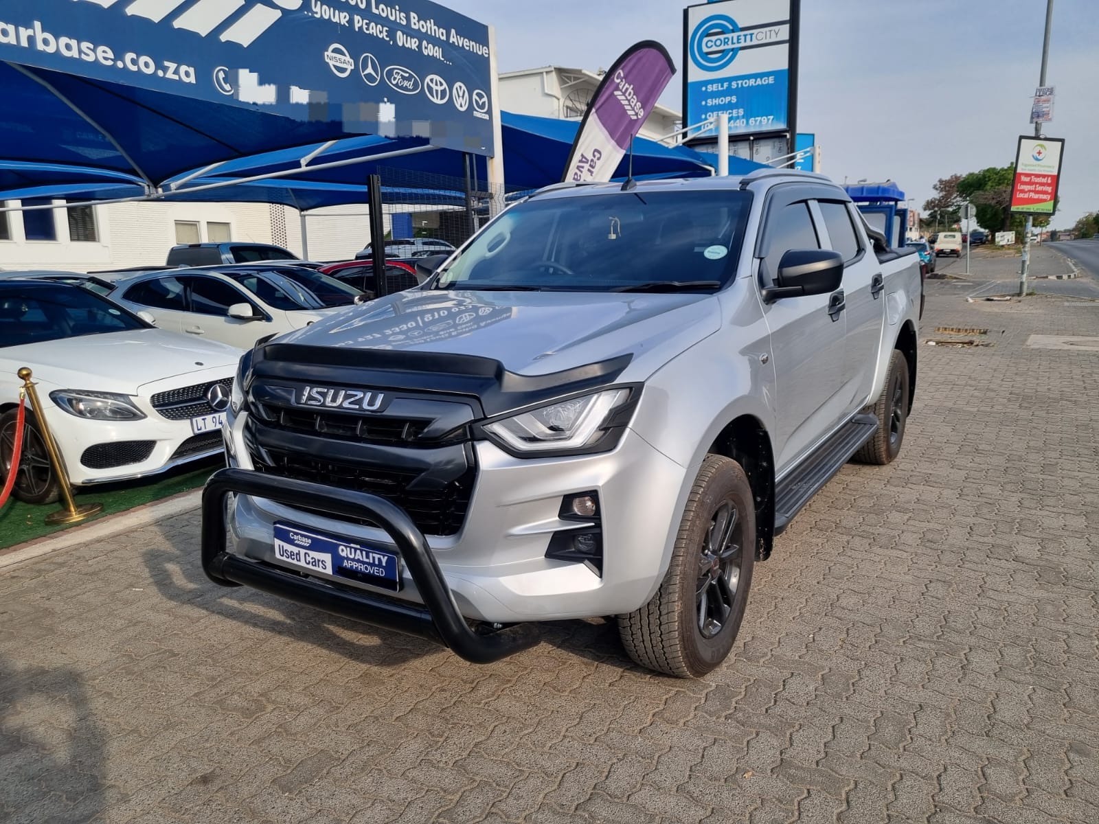 Used 2025 Isuzu D-Max 250 double cab LE