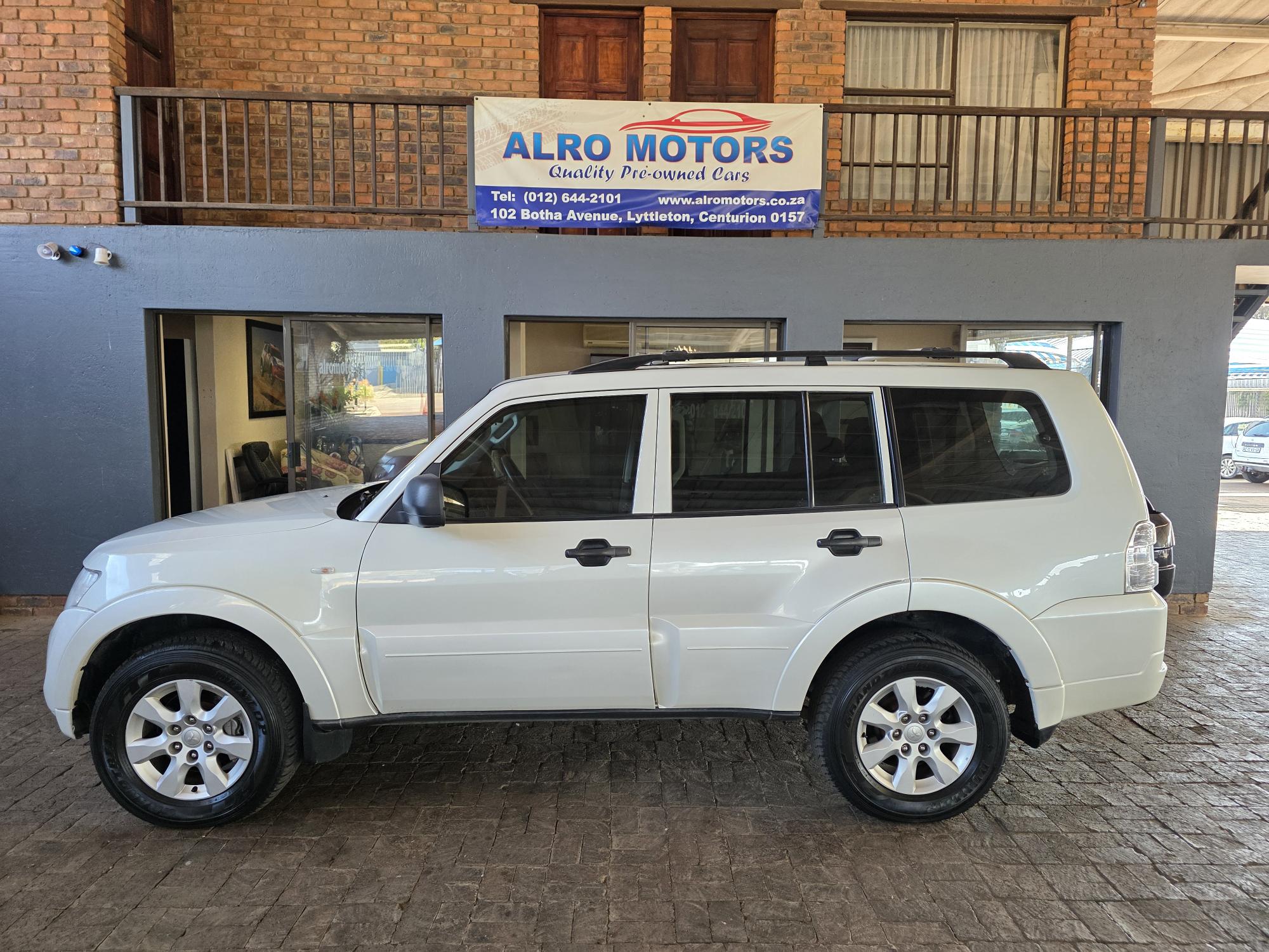 Used 2012 Mitsubishi Pajero 5-door 3.2DI-D GLX