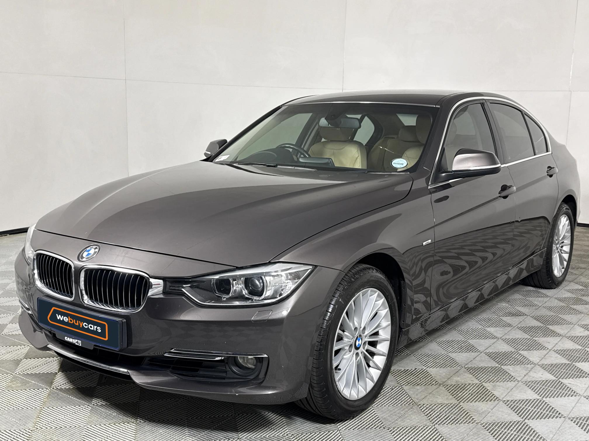 Used 2013 BMW 3 Series 320i Luxury sports-auto