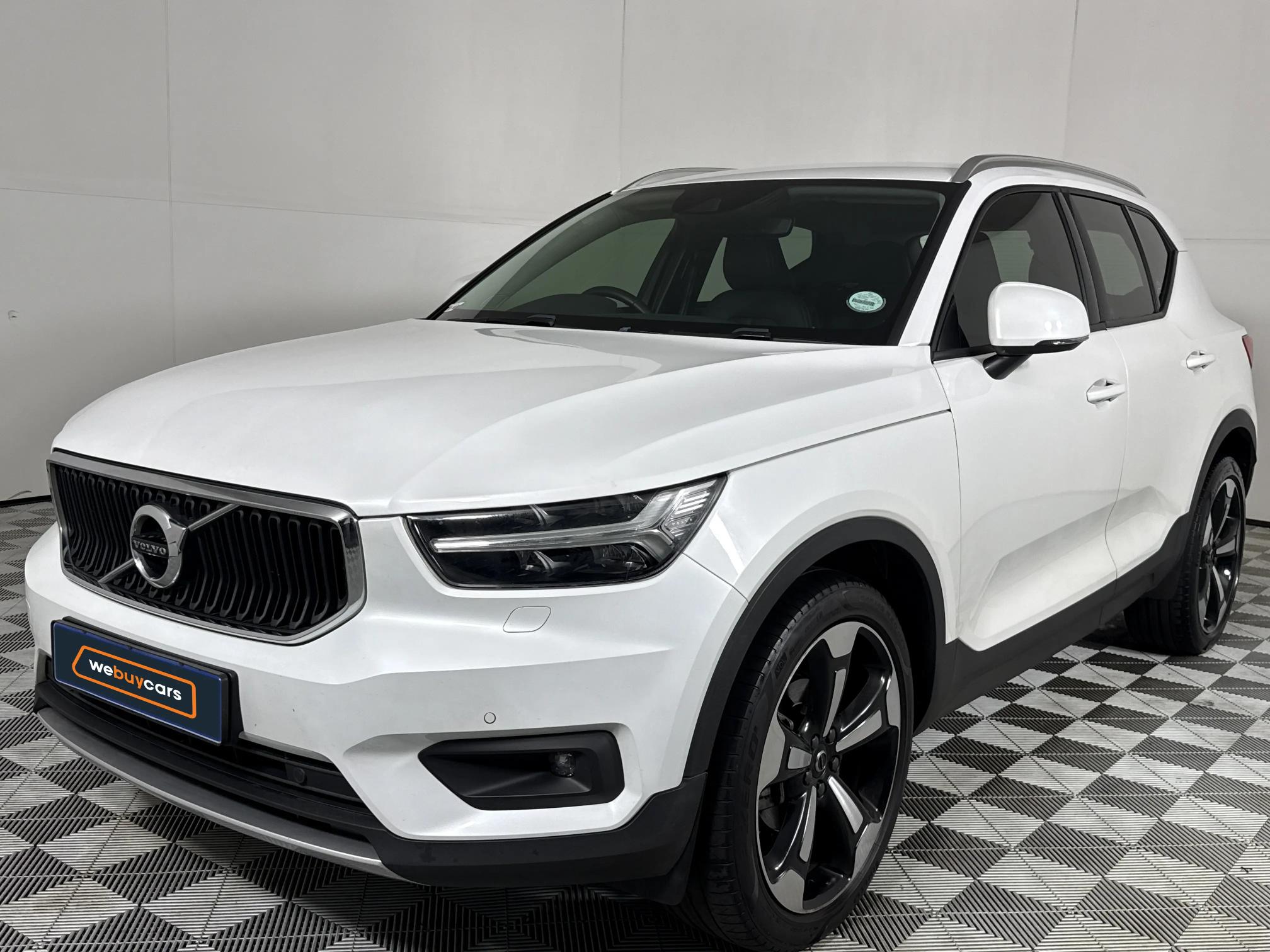 Used 2021 Volvo XC40 T3 Momentum