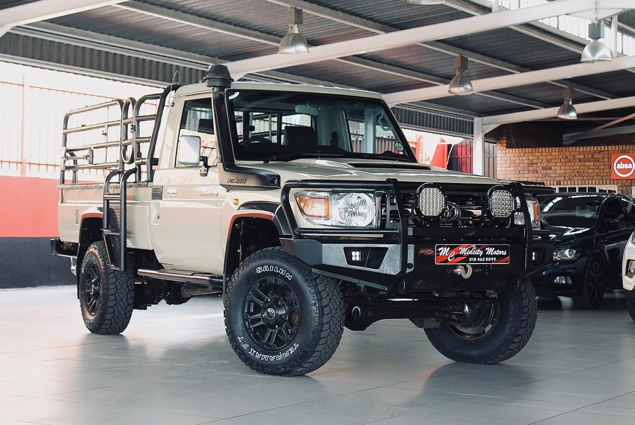 Used 2018 Toyota Land Cruiser 79 4.5D-4D V8 single cab LX