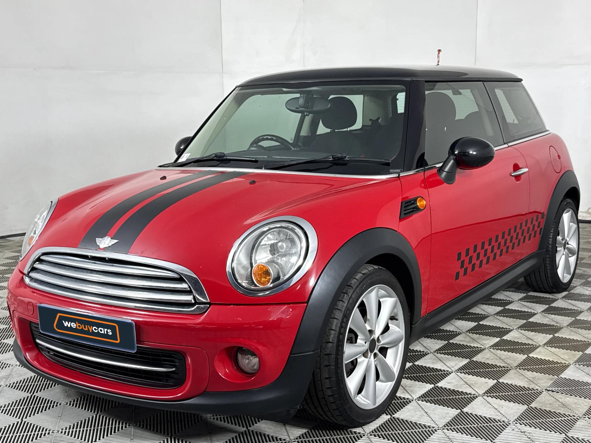 Used 2011 MINI Hatch Cooper steptronic