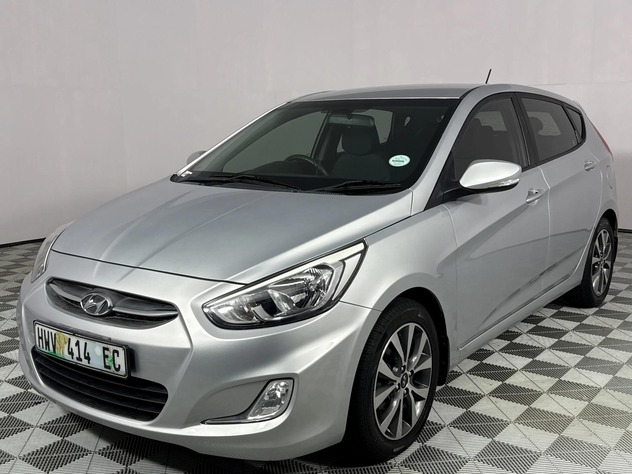 Used 2017 Hyundai Accent sedan 1.6 Fluid