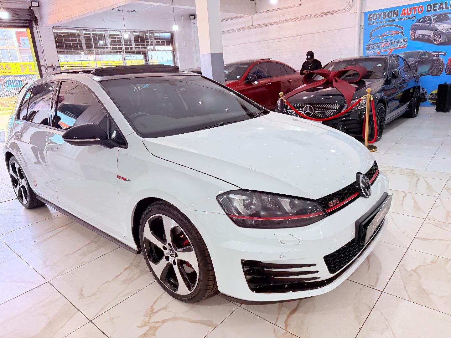 Used 2017 Volkswagen Golf GTI auto