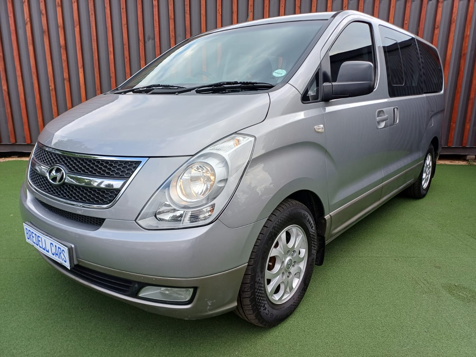 Used 2015 Hyundai H-1 2.5VGTi bus GLS