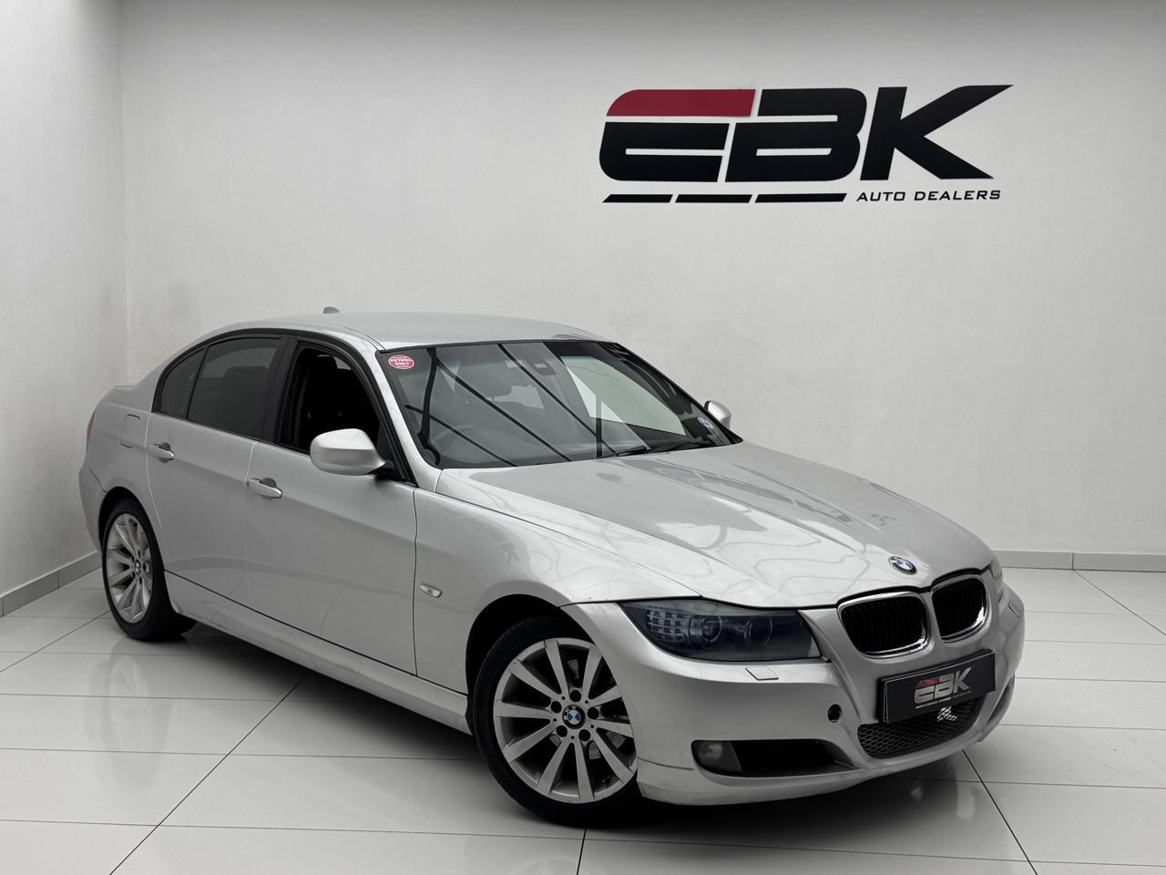 Used 2011 BMW 3 Series 320i Exclusive