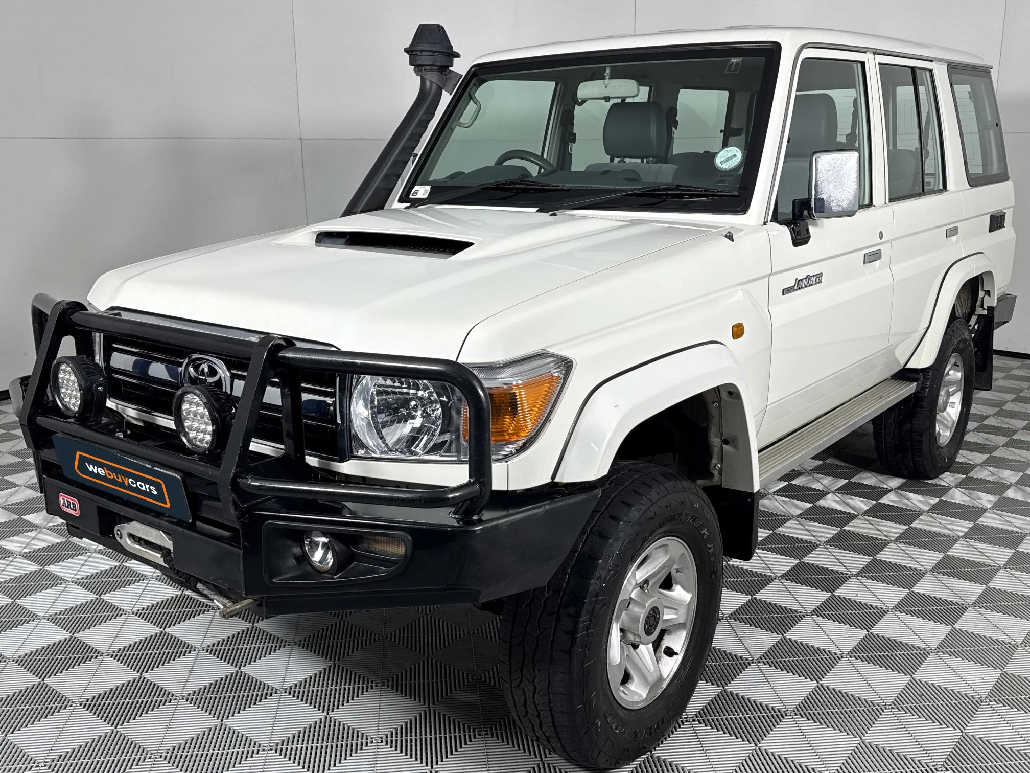 Used 2020 Toyota Land Cruiser 76 4.5D-4D V8 station wagon LX