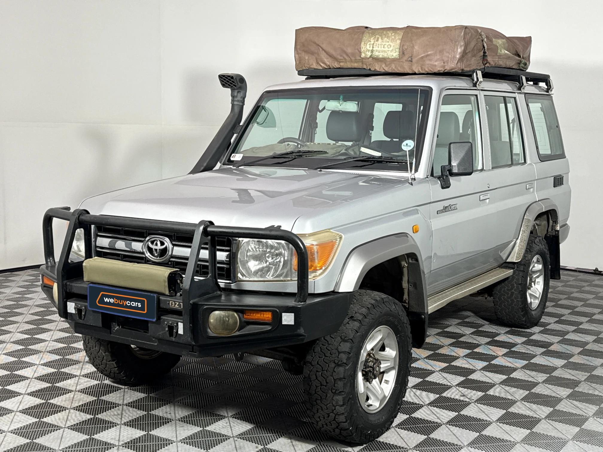 Used 2011 Toyota Land Cruiser 76 4.2D station wagon