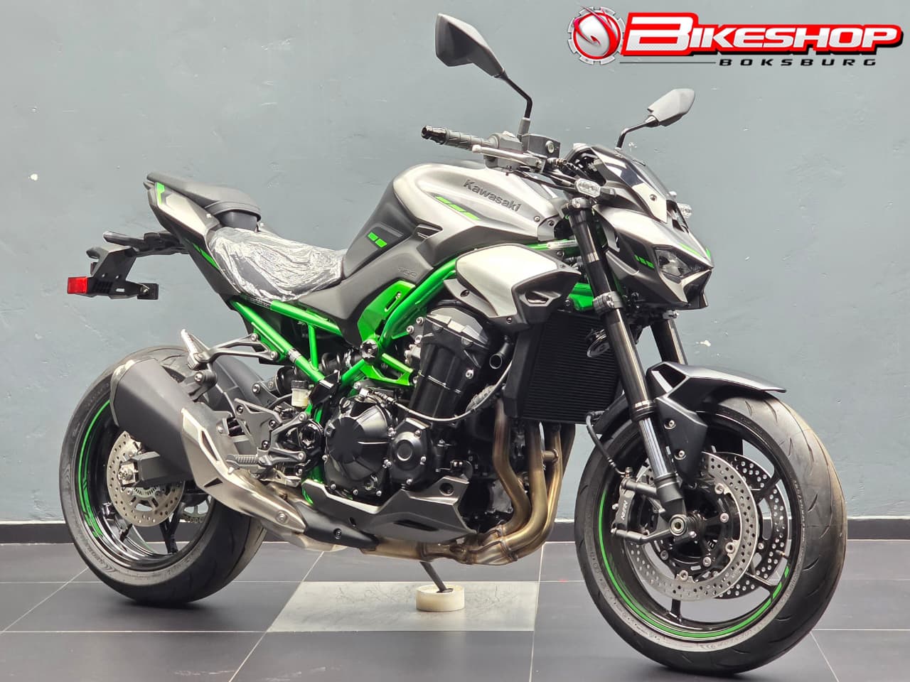 New 2026 Kawasaki ZR900S ABS