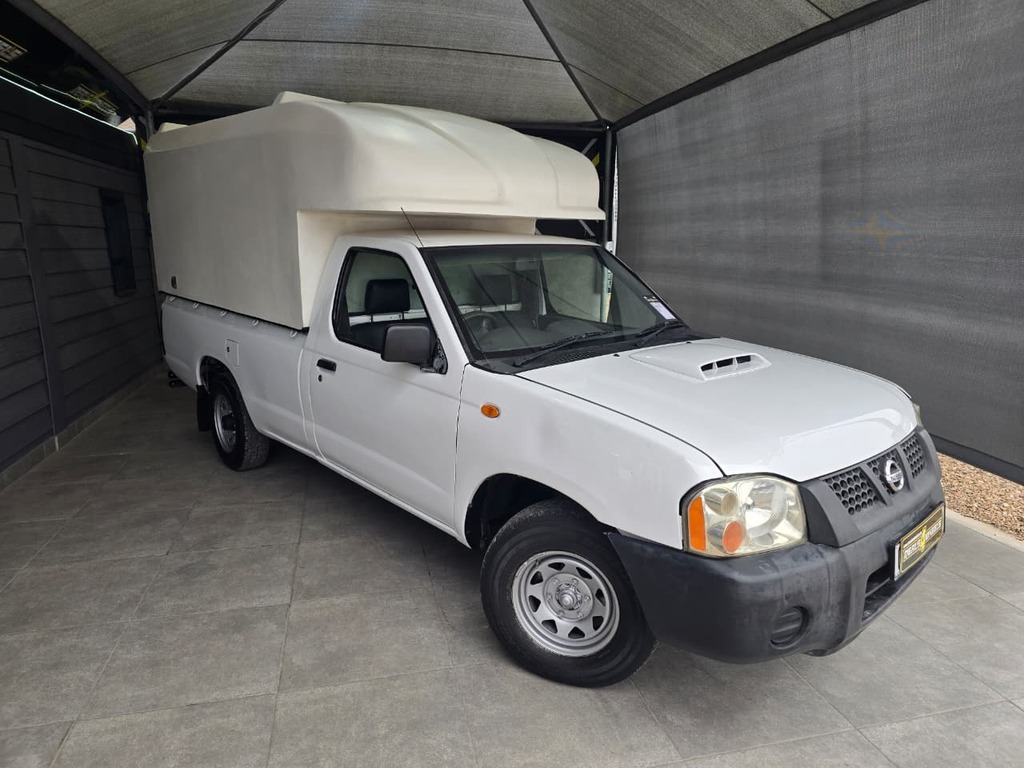 Used 2013 Nissan NP300 Hardbody 2.5TDi Hi-rider Silver LTD Anniversary Edition