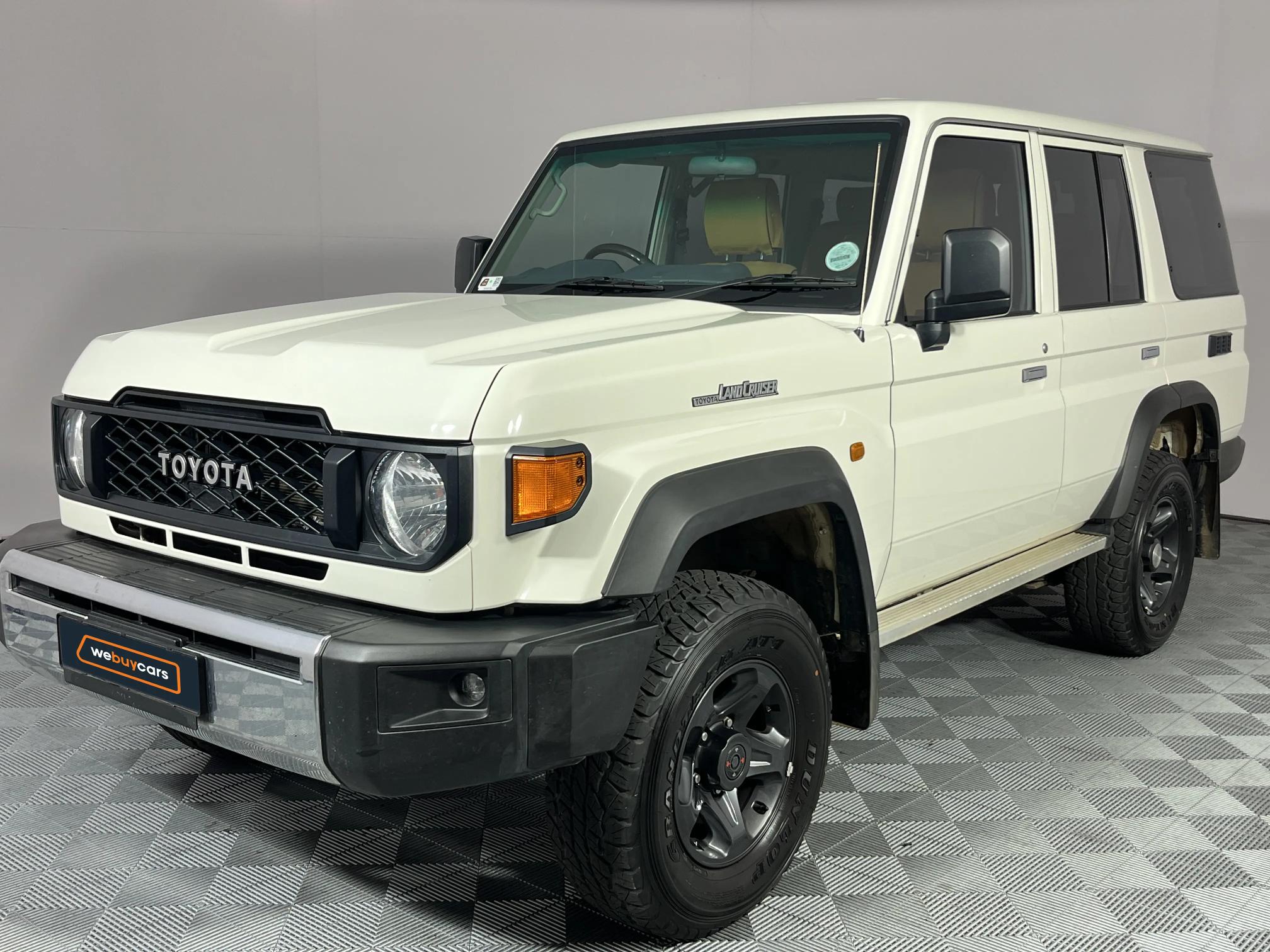 Used 2025 Toyota Land Cruiser 76 2.8GD-6 station wagon LX auto