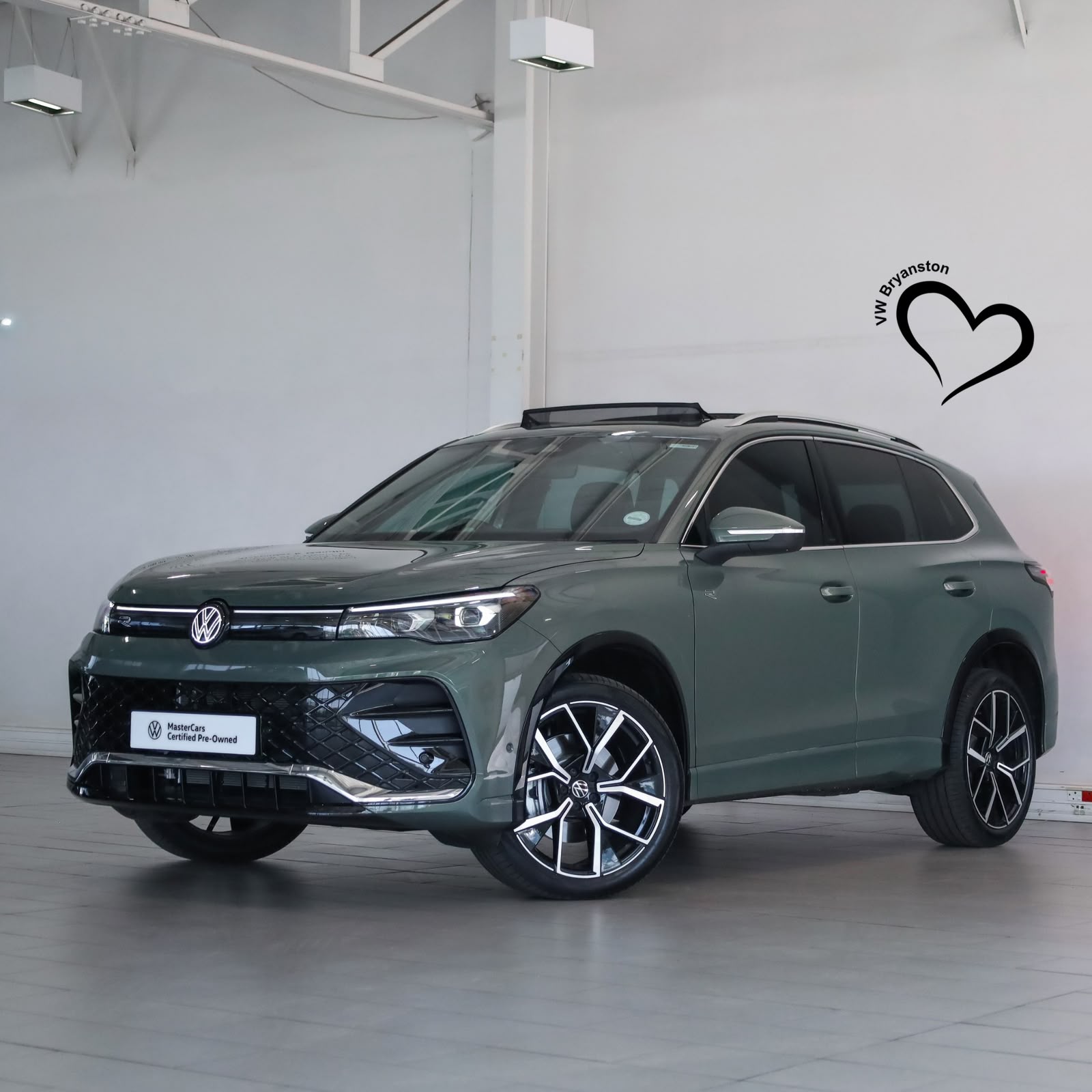 Used 2026 Volkswagen Tiguan 2.0TSI R-Line 4Motion