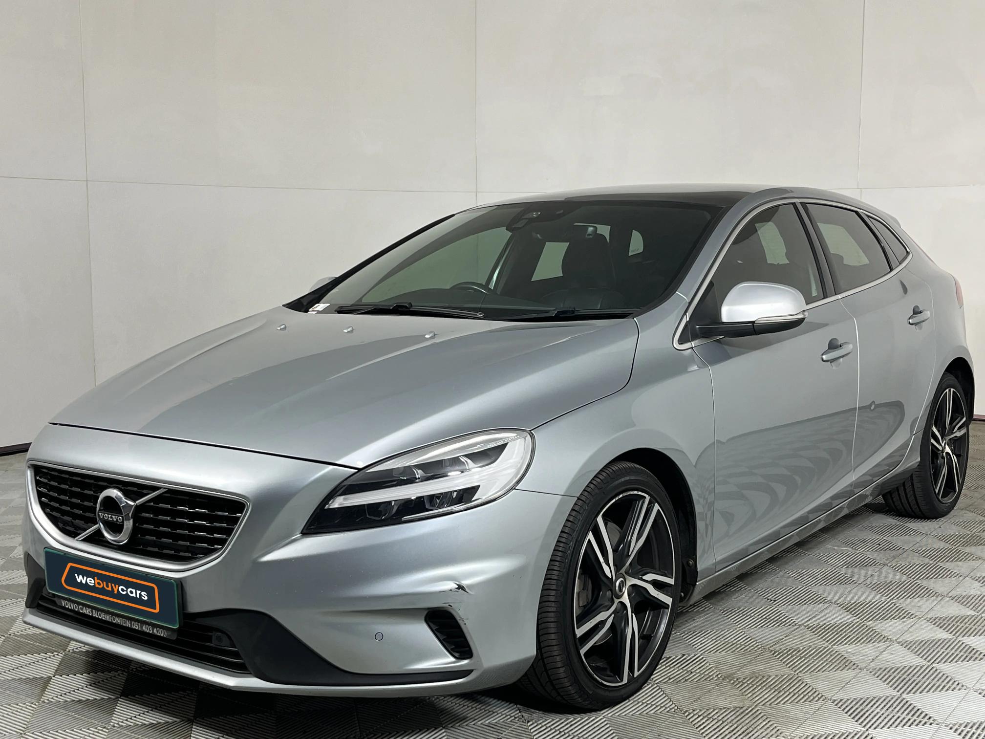 Used 2019 Volvo V40 T2 R-Design