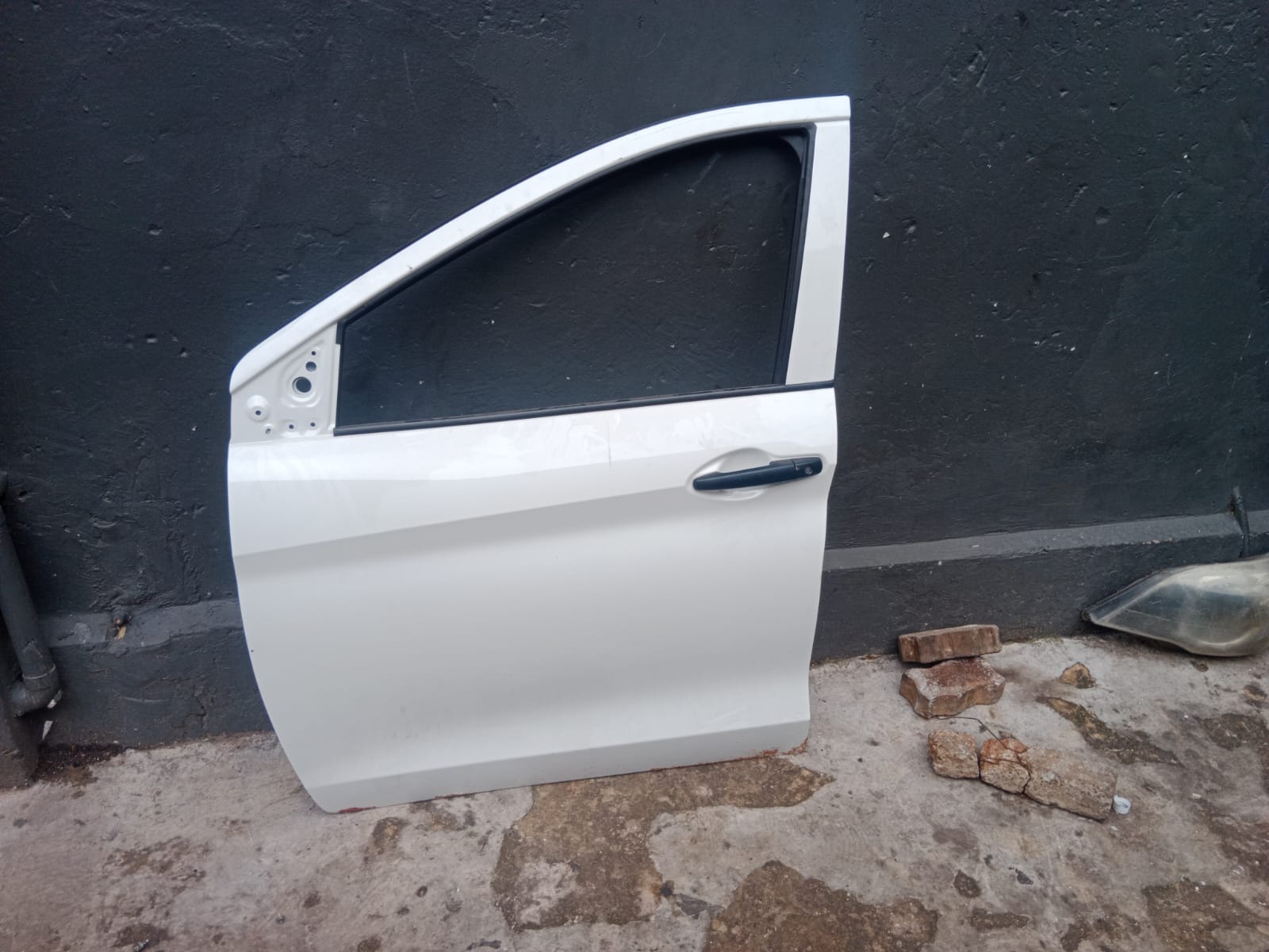 Toyota Reunion door