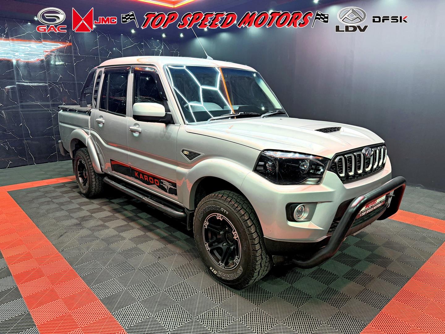 Used 2022 Mahindra Pik Up 2.2CRDe double cab S6 Karoo auto