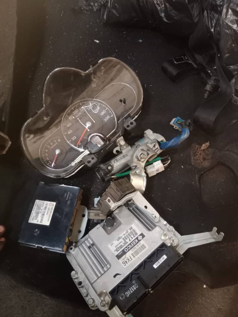 Hyundai i10 automatic lock set