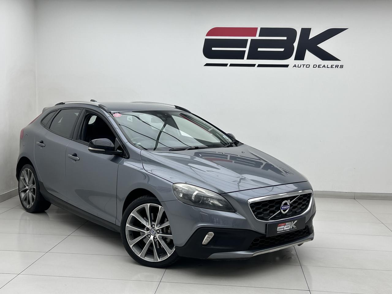Used 2014 Volvo V40 Cross Country T5 Elite