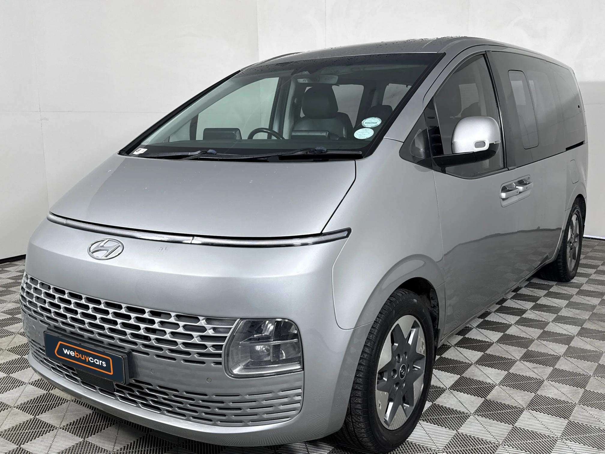 Used 2022 Hyundai Staria 2.2D Elite