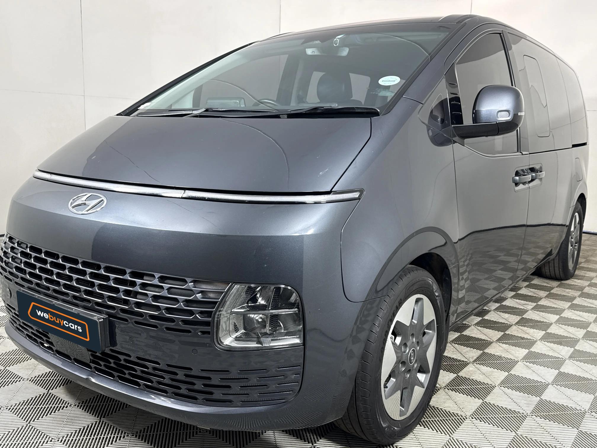 Used 2022 Hyundai Staria 2.2D Elite