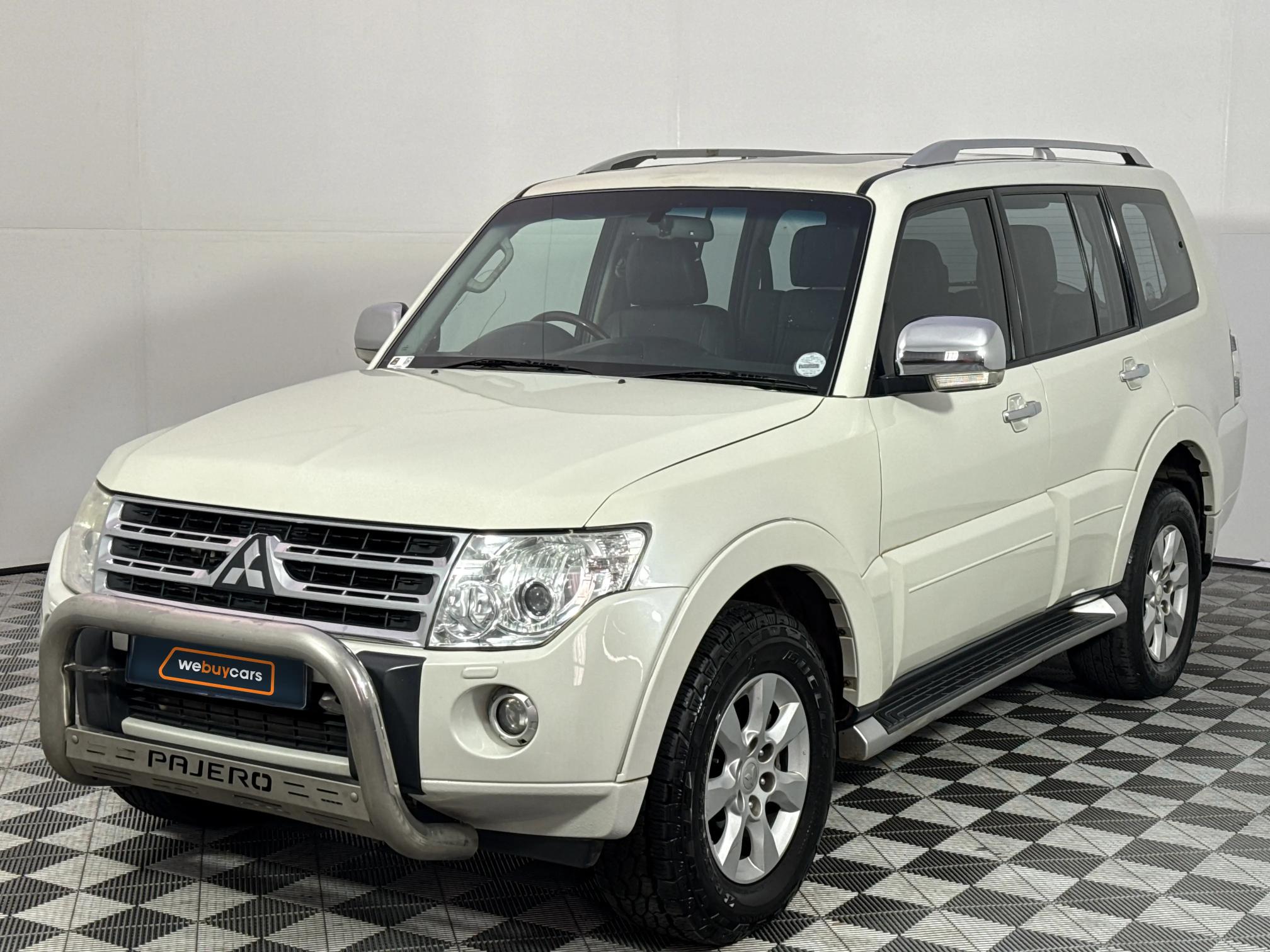 Used 2010 Mitsubishi Pajero 5-door 3.2DI-D GLS Exceed Pajero Legend Limited Edition 100