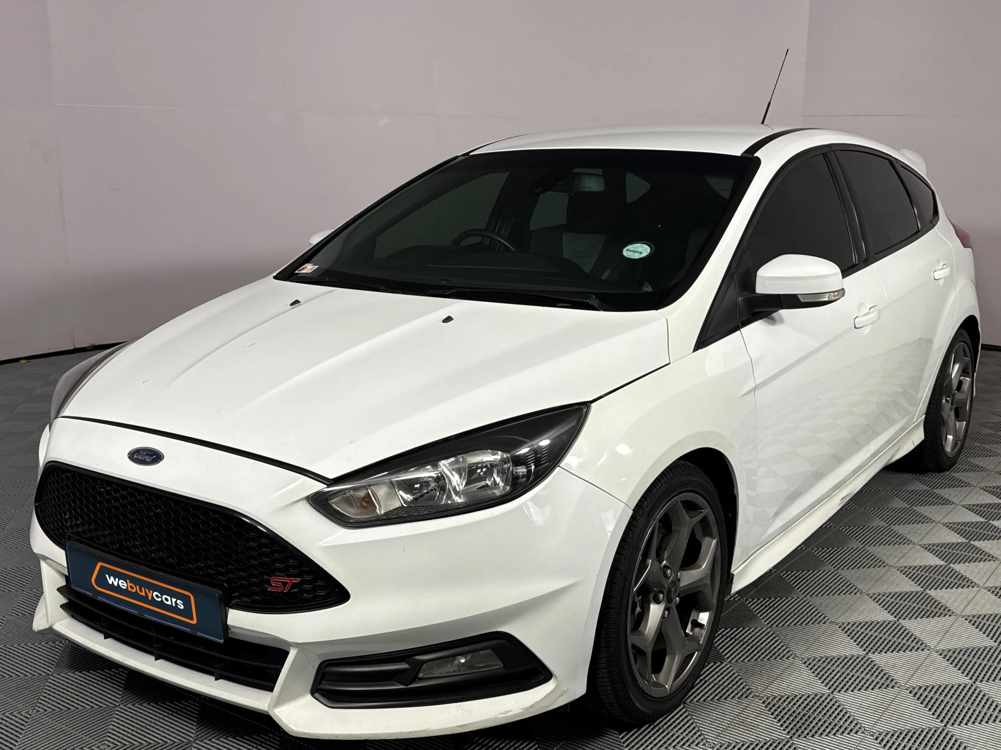 Used 2017 Ford Focus ST 3