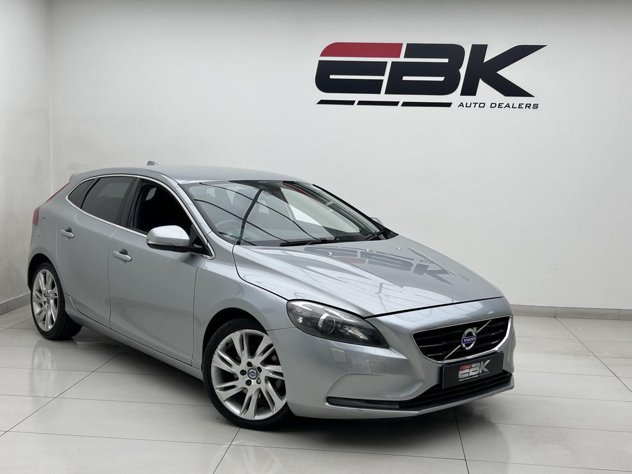Used 2013 Volvo V40 T3 Elite