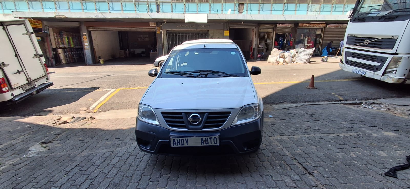 Used 2020 Nissan NP200 1.6i
