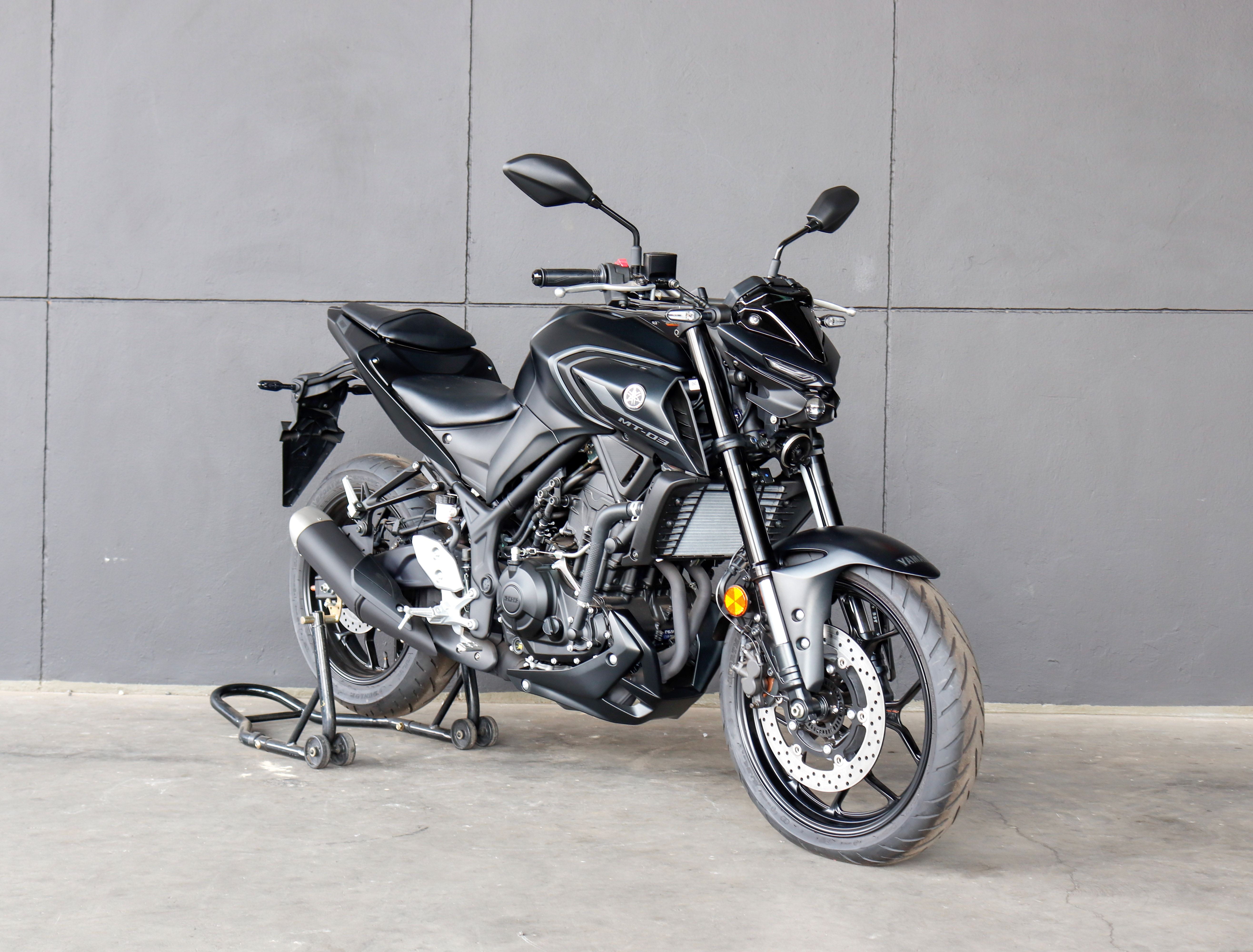 YAMAHA MT-03