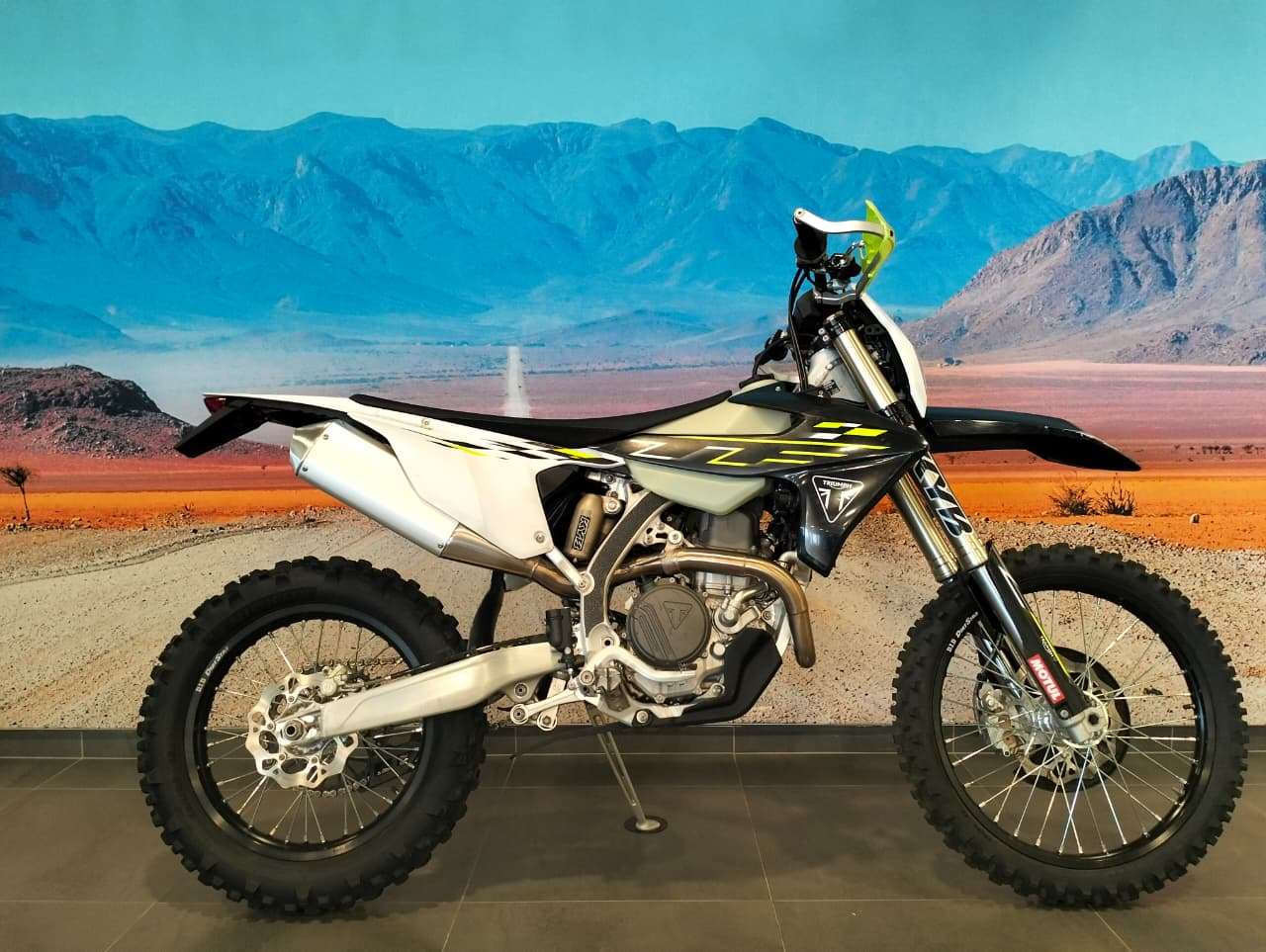 Triumph TF 450-E