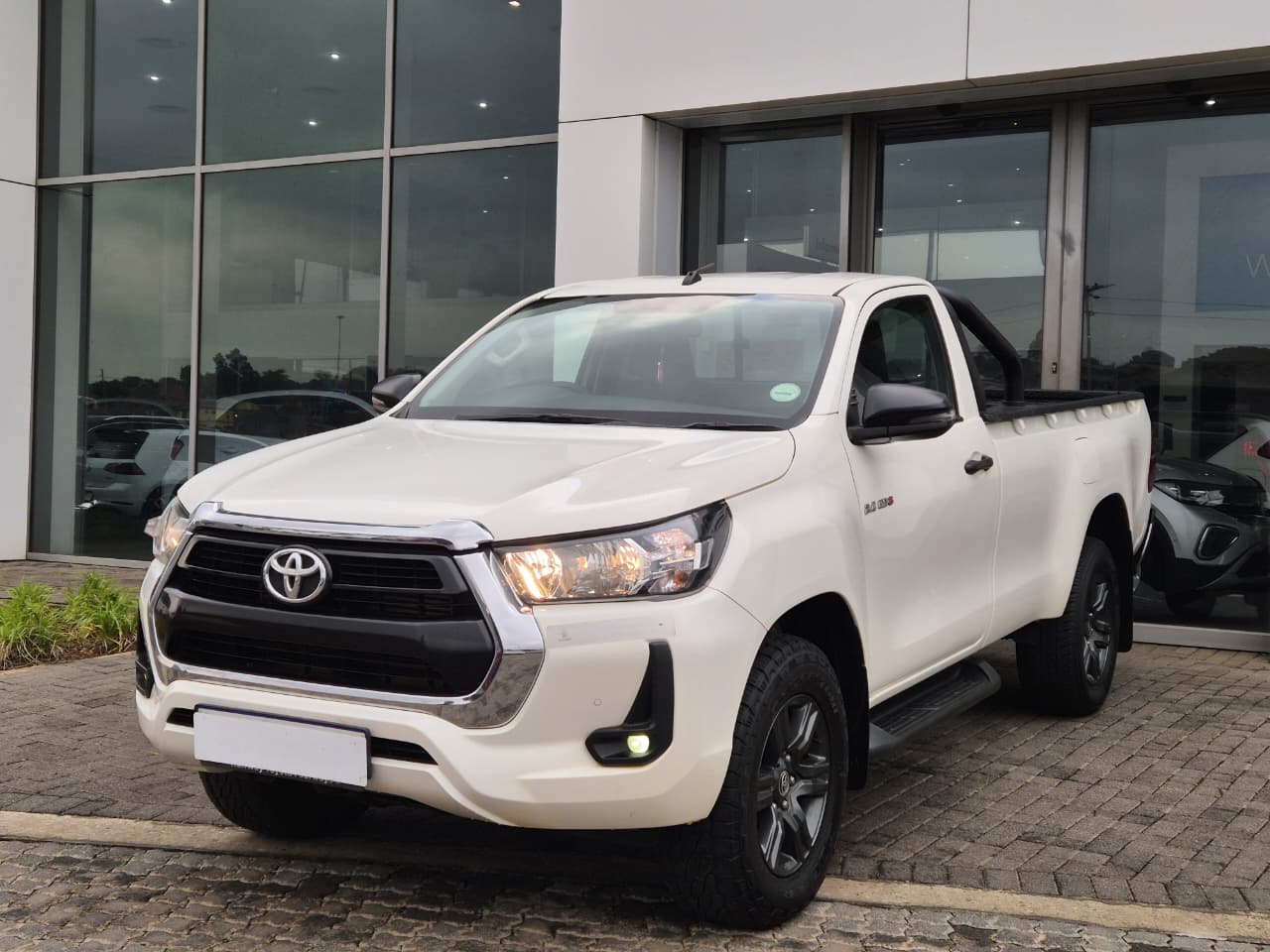 Used 2024 Toyota Hilux 2.4GD-6 single cab 4x4 Raider manual