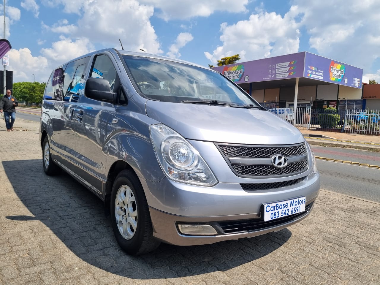 Used 2015 Hyundai H-1 2.5VGTi panel van auto