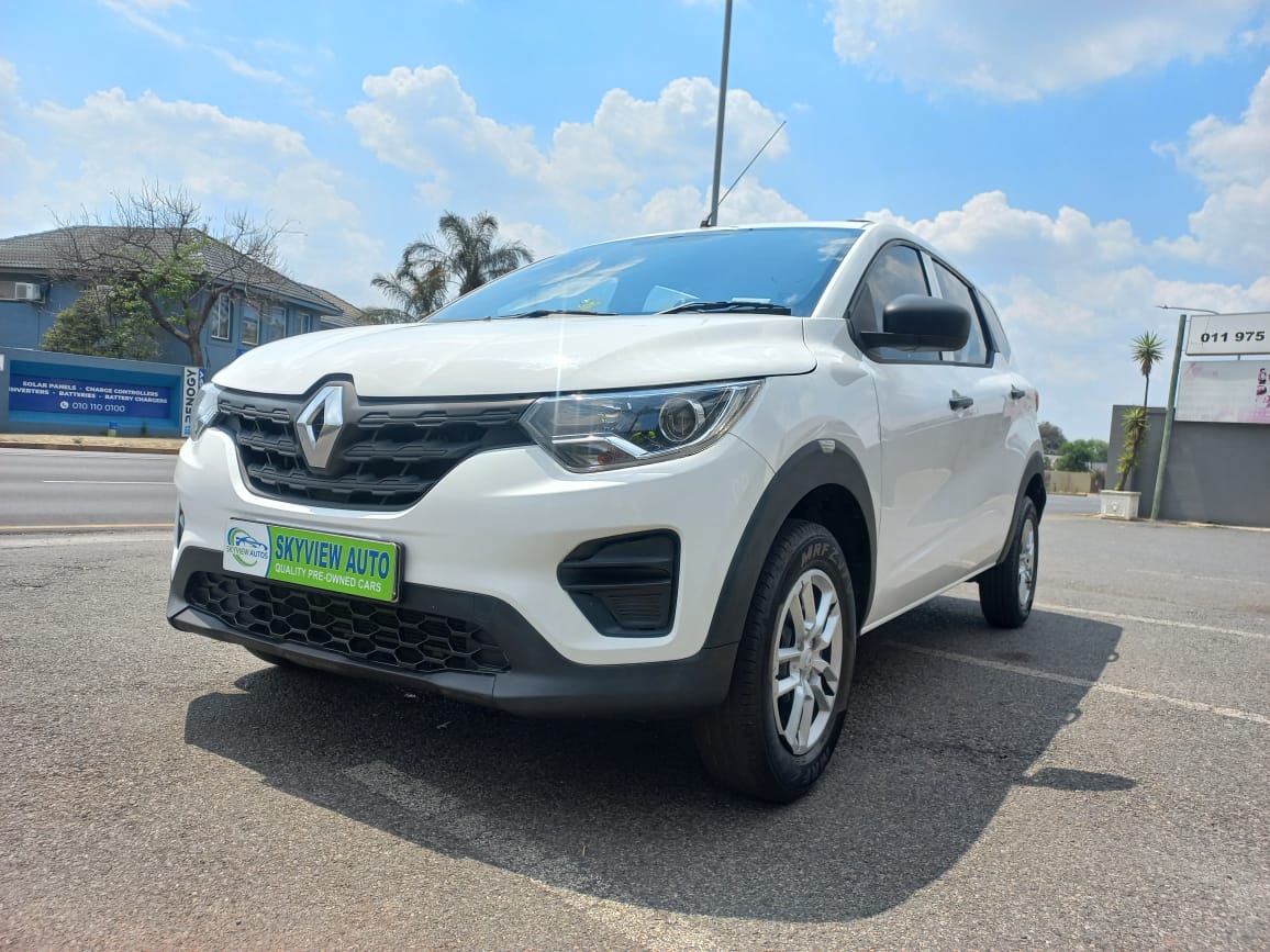 Used 2025 Renault Triber 1.0 Life