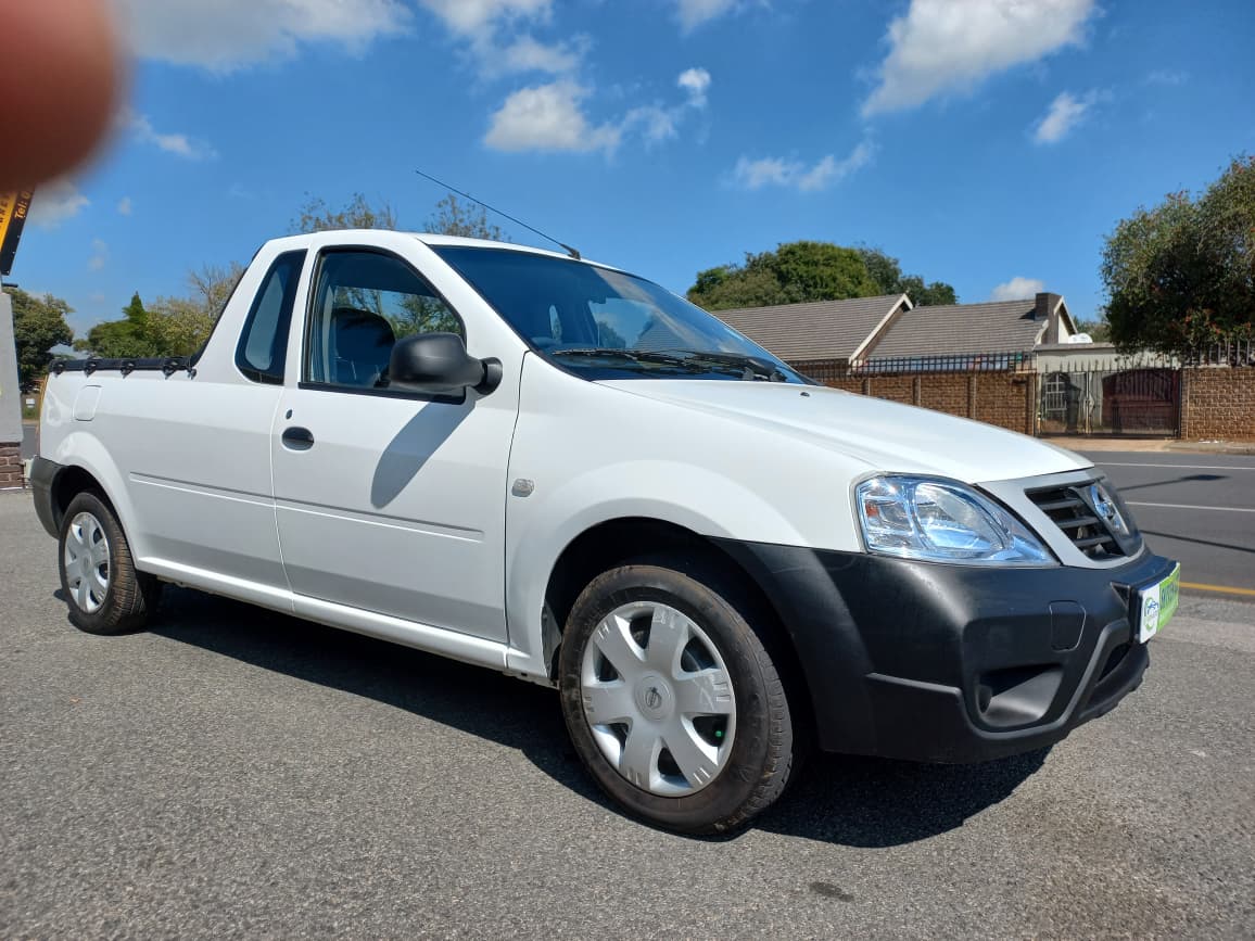 Used 2023 Nissan NP200 1.6i Stealth
