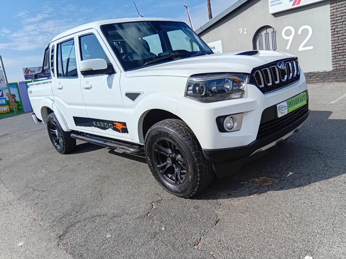 Used 2023 Mahindra Pik Up 2.2CRDe double cab 4x4 S11