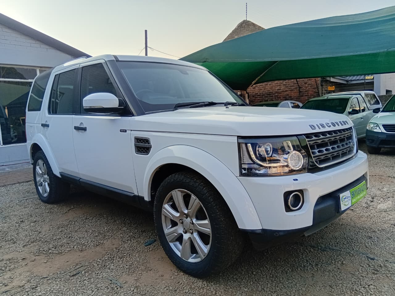 2015 Land Rover Discovery SDV6 SE