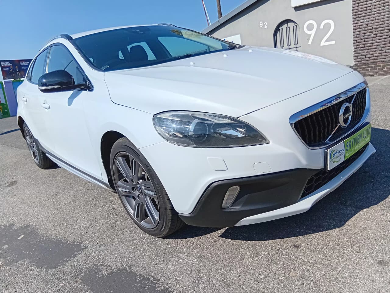 Used 2014 Volvo V40 D3 R-Design