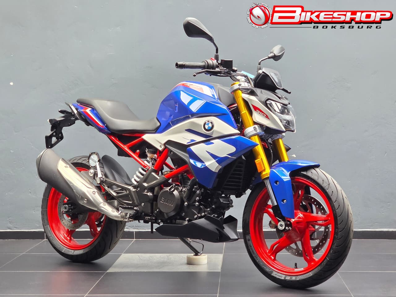 Used 2025 BMW G310 R
