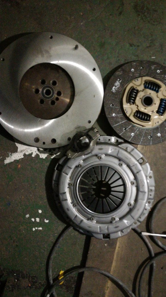 LuK Heavy Commercial Clutch Kit – Mercedes-Benz Vito 116 CDI (2017) | 250 mm, 24 Spline