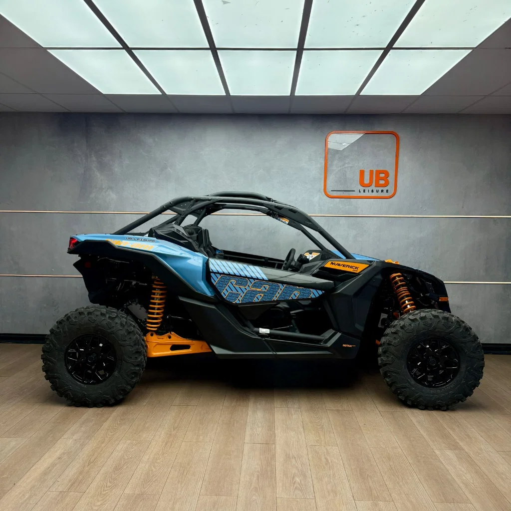 New 2026 Can-Am MAVERICK DS TURBO RR - SCANDI BLUE ORANGE CRUSH