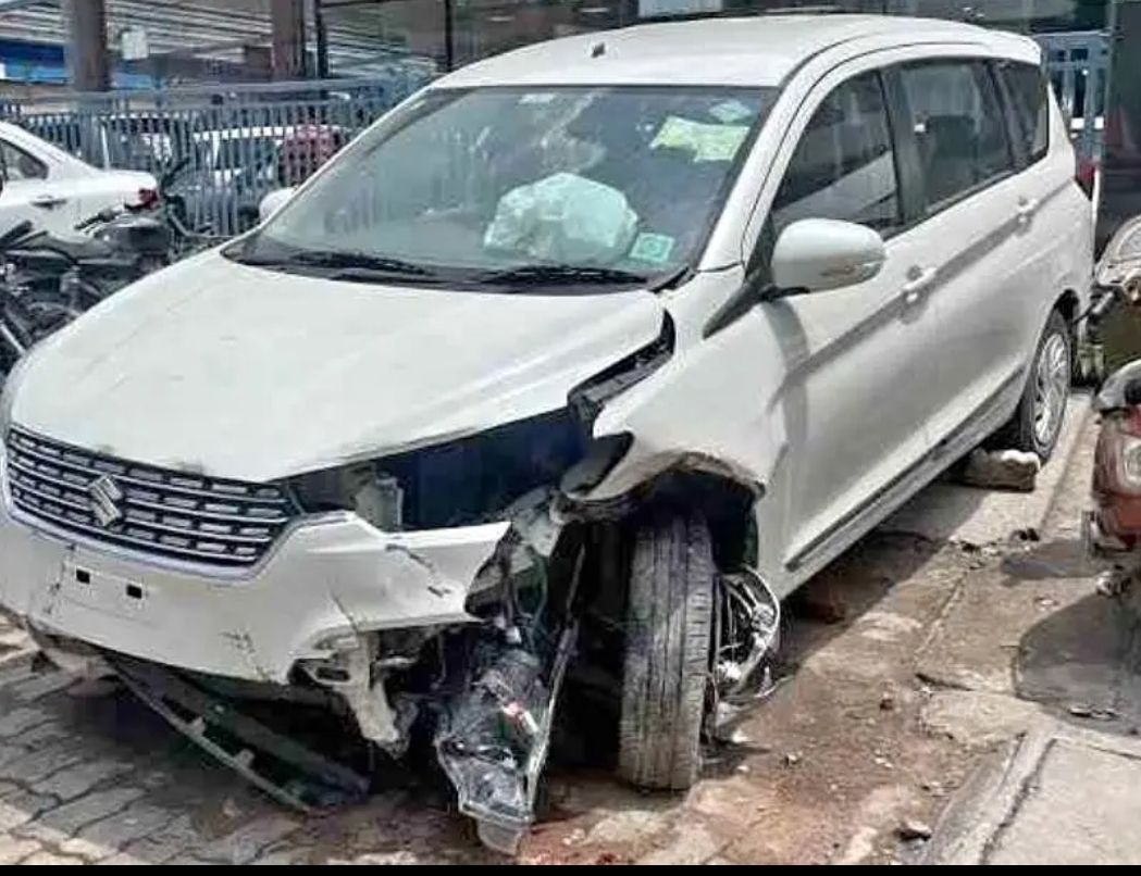 Suzuki Ertiga stripping