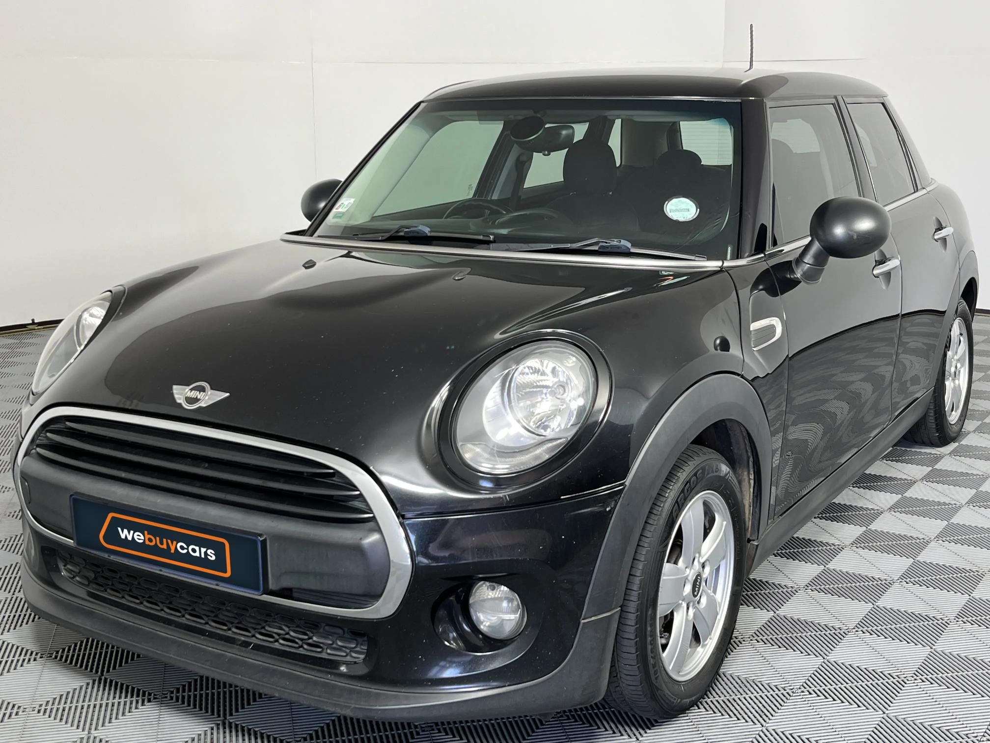 Used 2017 MINI Hatch One Hatch 5-door
