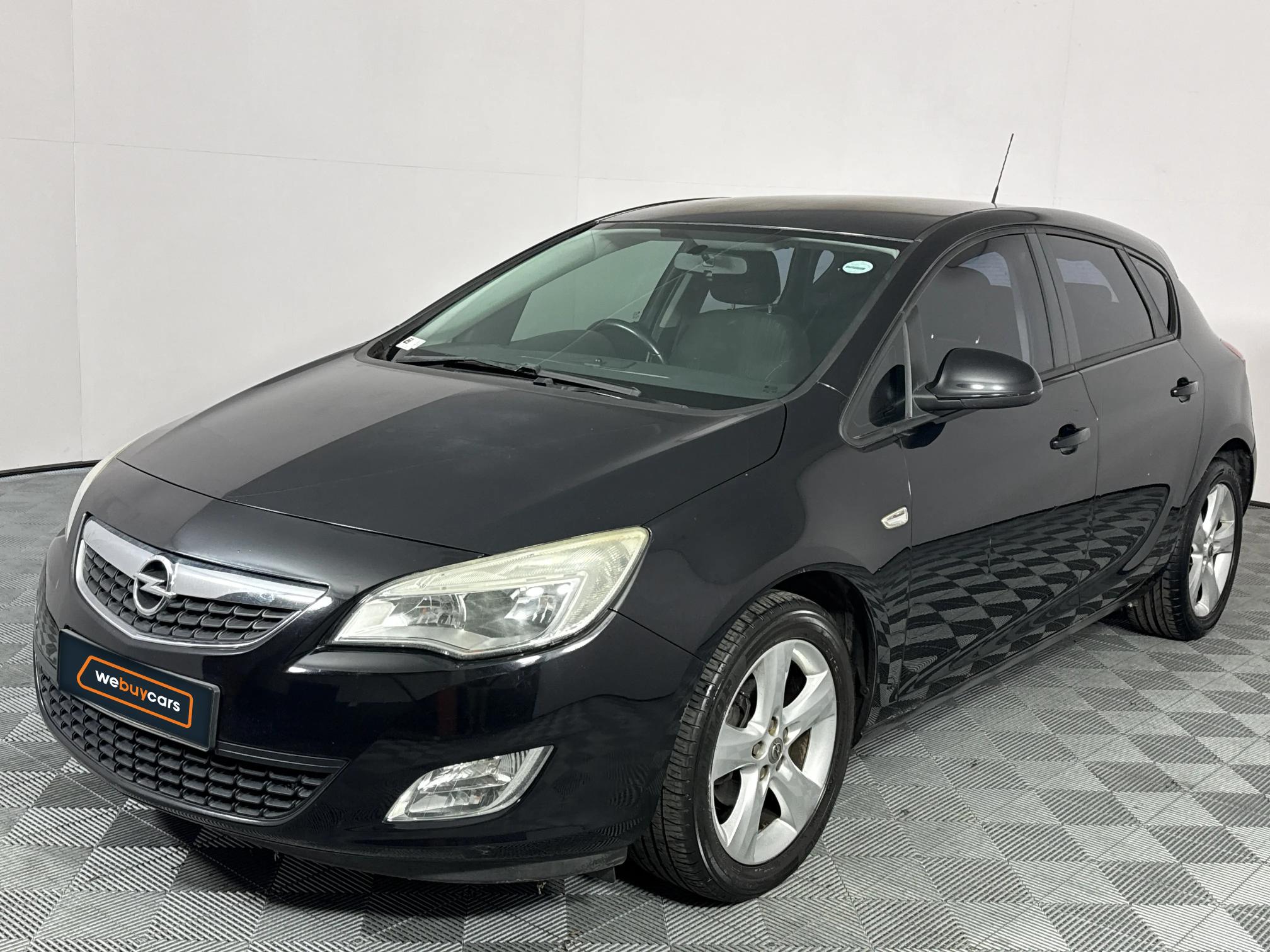 Used 2011 Opel Astra hatch 1.4 Turbo Enjoy