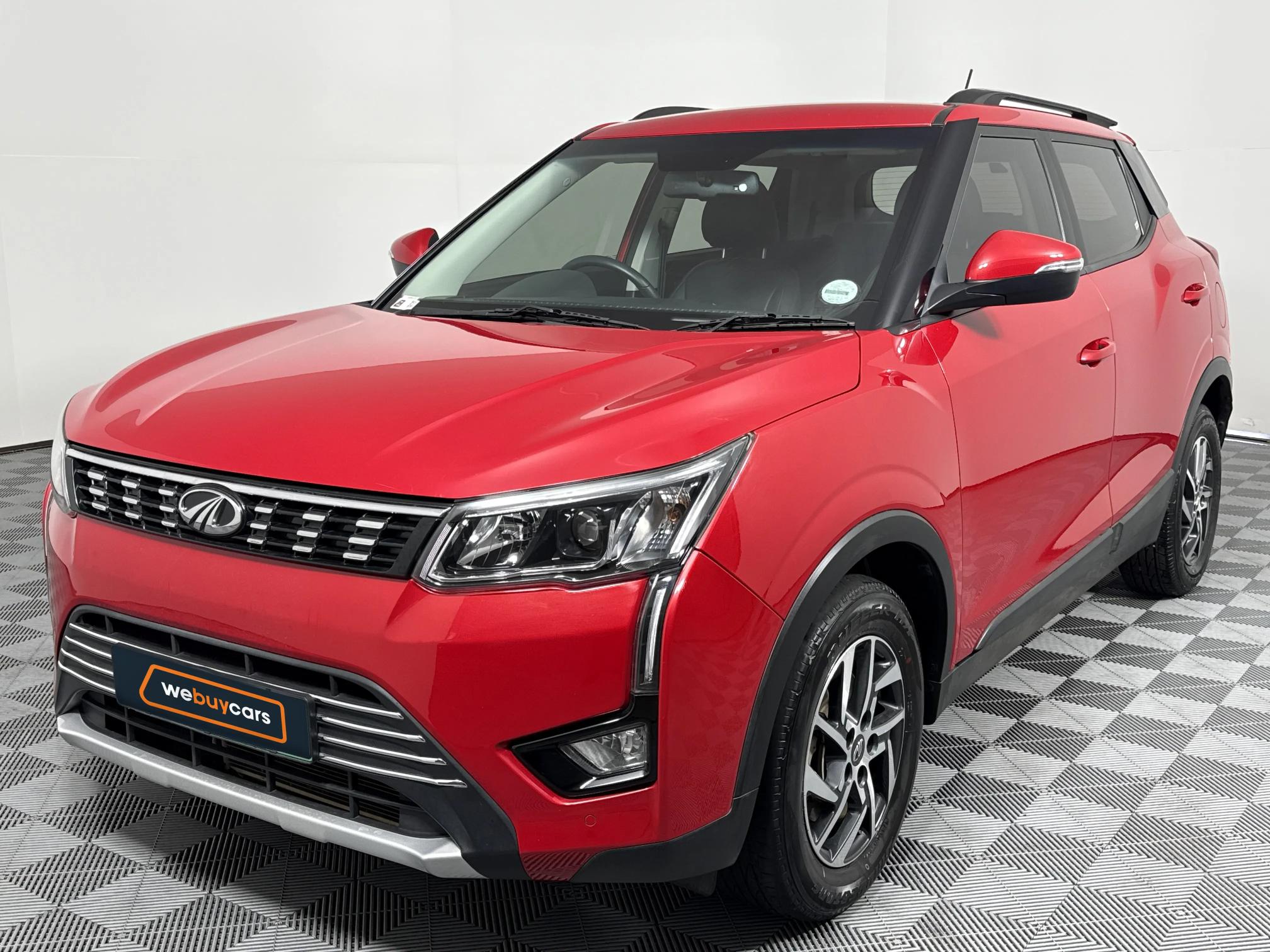 Used 2022 Mahindra XUV300 1.2T W8