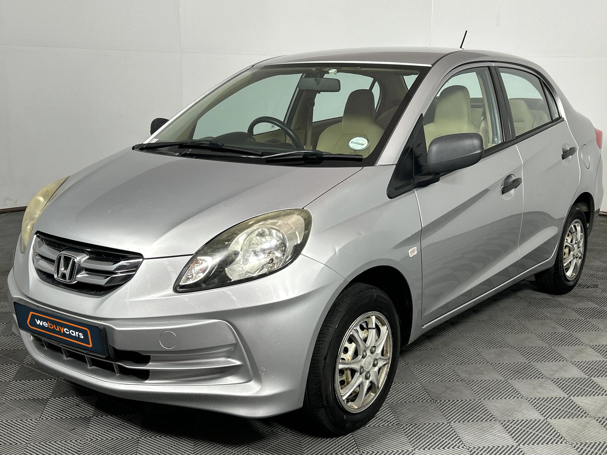 Used 2014 Honda Brio Amaze sedan 1.2 Trend