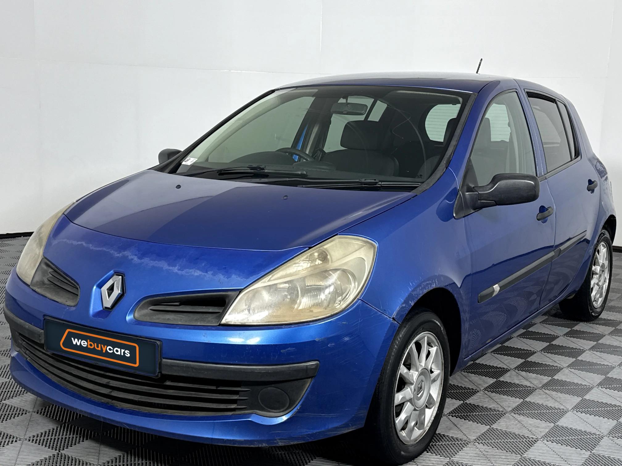 Used 2006 Renault Clio 1.6 Expression 5-door