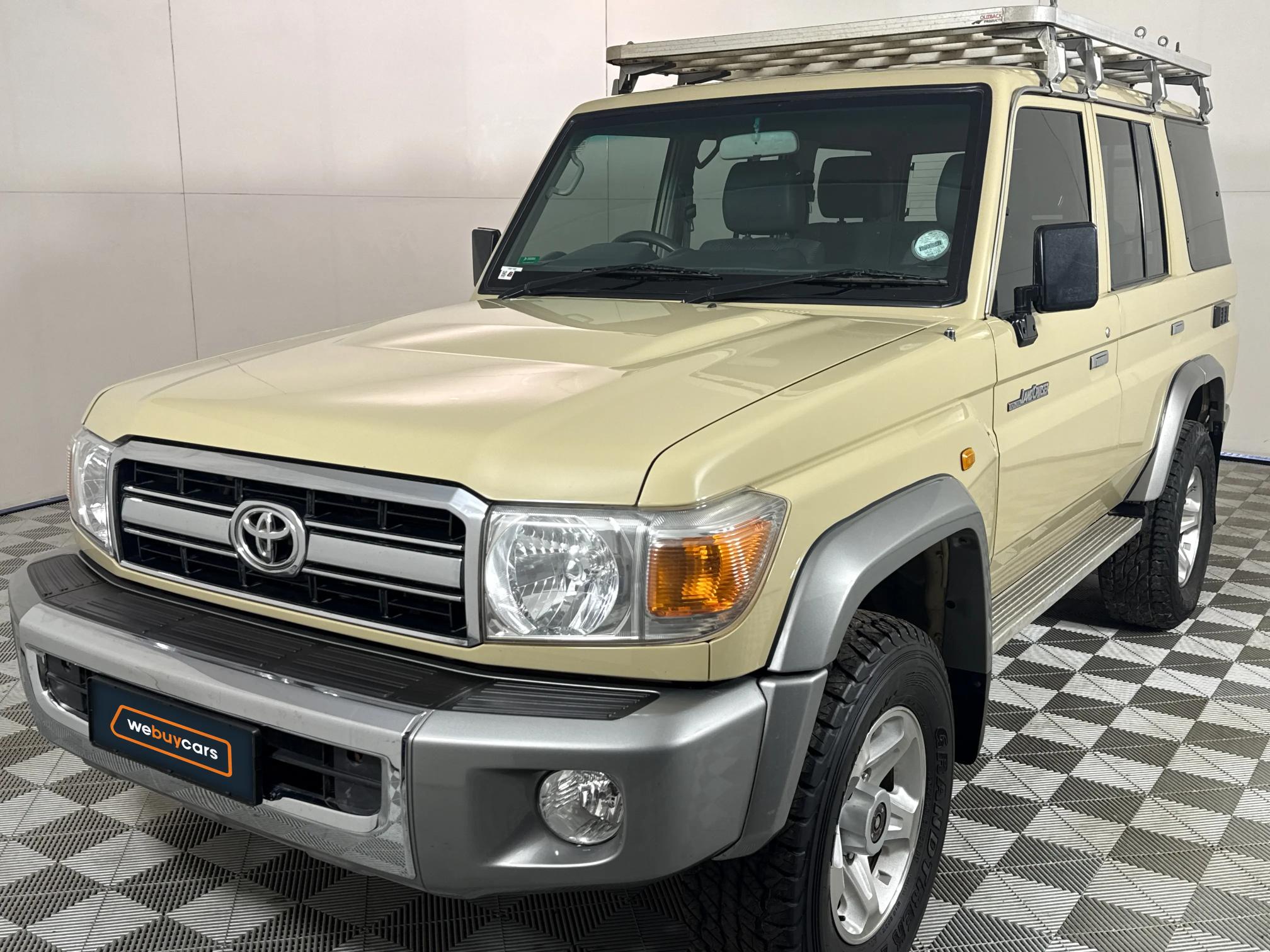 Used 2010 Toyota Land Cruiser 76 4.2D station wagon