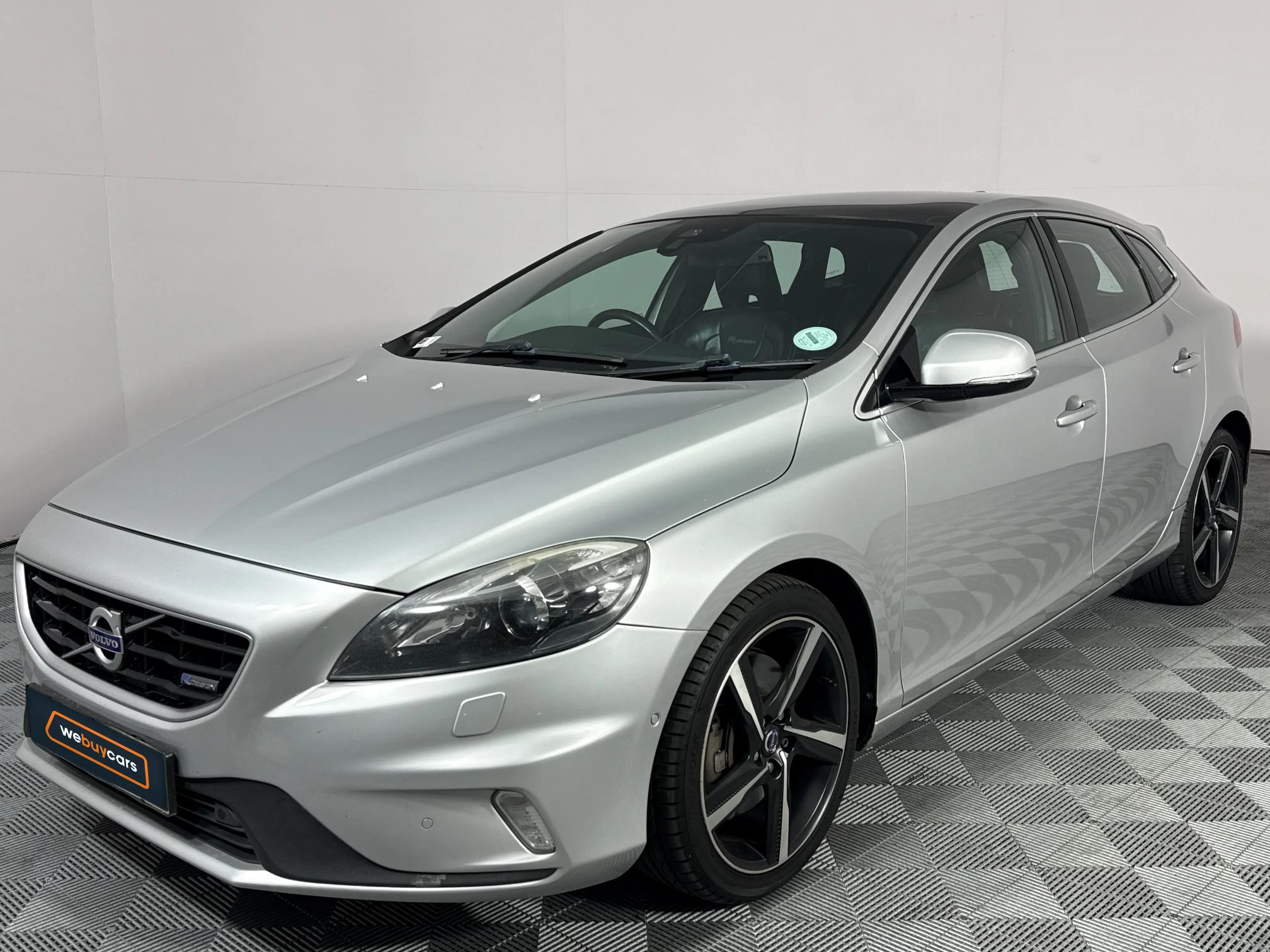 Used 2015 Volvo V40 T5 R-Design