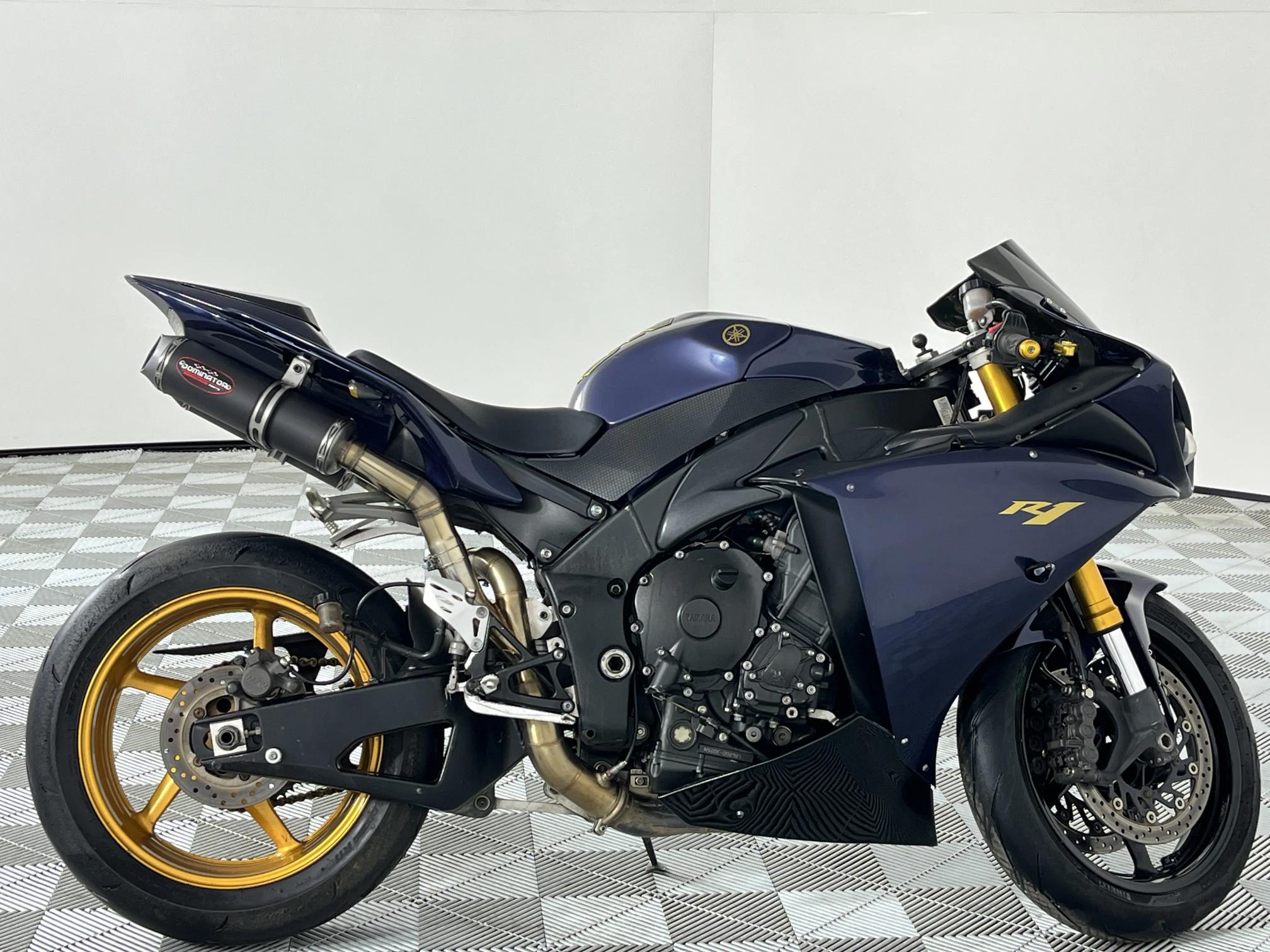 Used 2011 Yamaha YZF R1