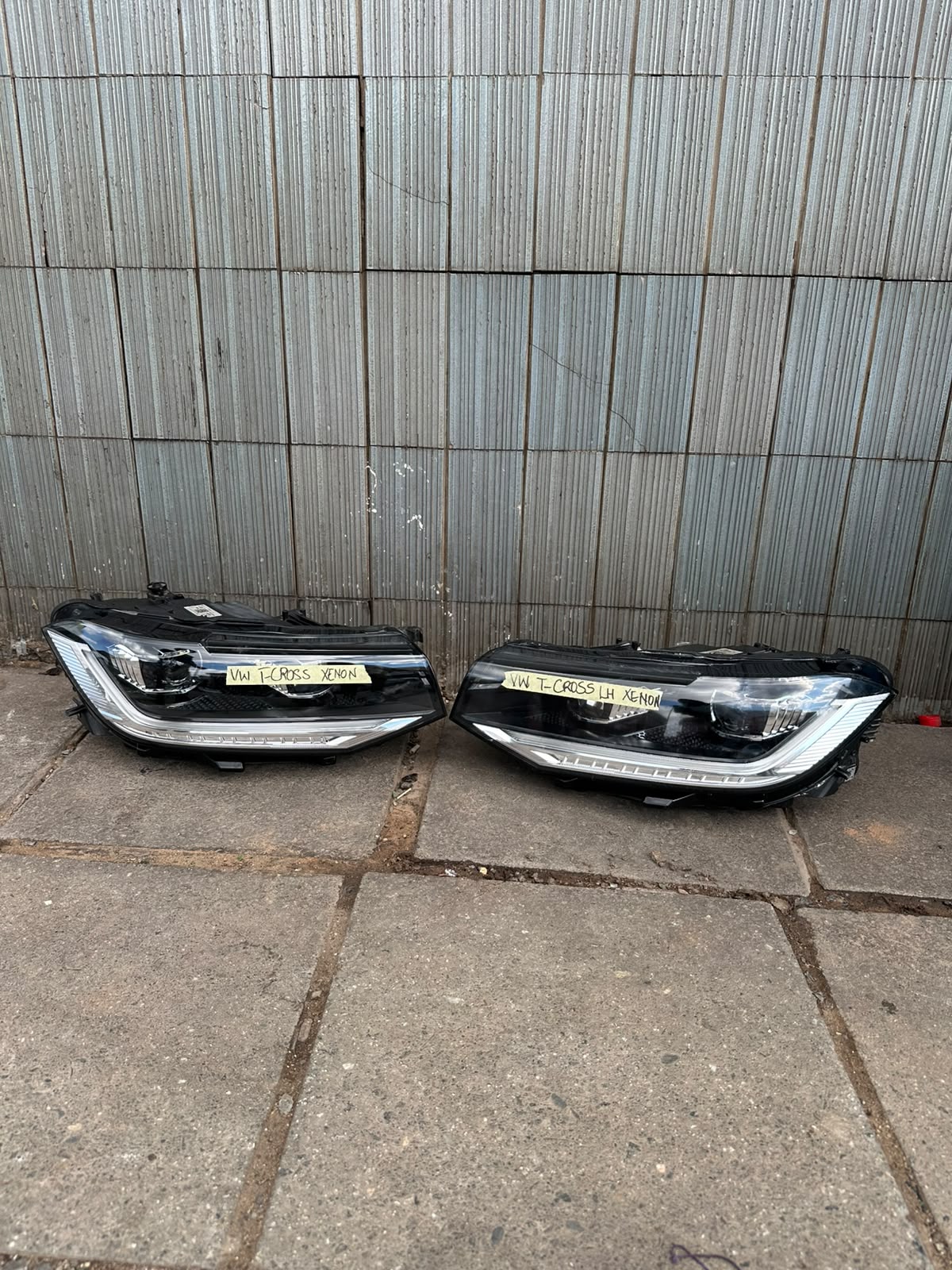 VW  T-cross headlight